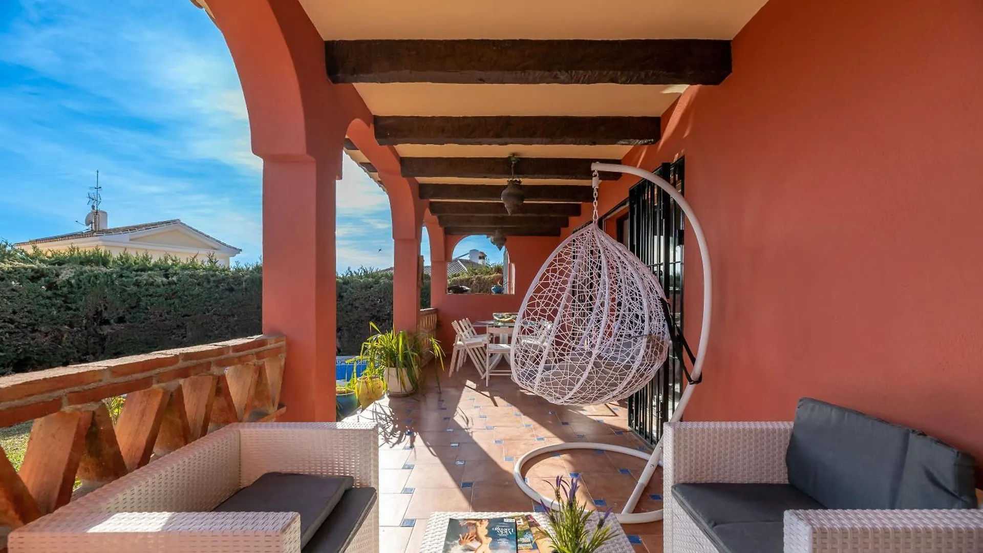 Apartment Classic 5 Bdrm Andalucian Villa W Pool & Sea View Marbella Spain