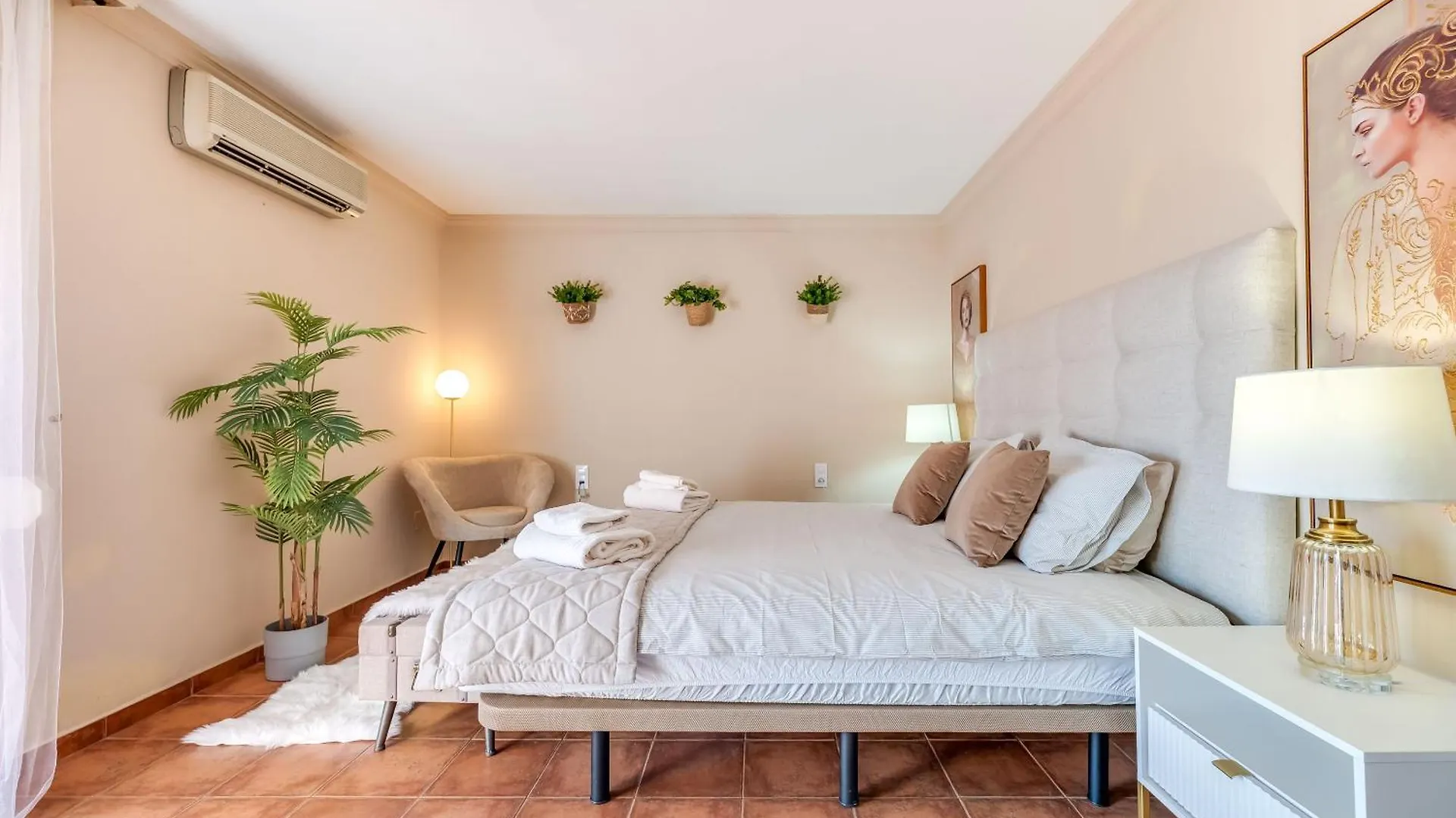 Classic 5 Bdrm Andalucian Villa W Pool & Sea View Marbella 0*,  Spain